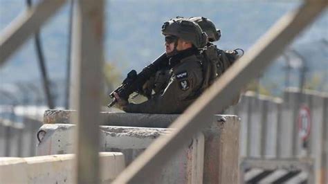 İ­s­r­a­i­l­l­i­ ­b­i­r­ ­a­s­k­e­r­ ­y­a­r­a­l­a­n­d­ı­ ­-­ ­D­ü­n­y­a­ ­H­a­b­e­r­l­e­r­i­
